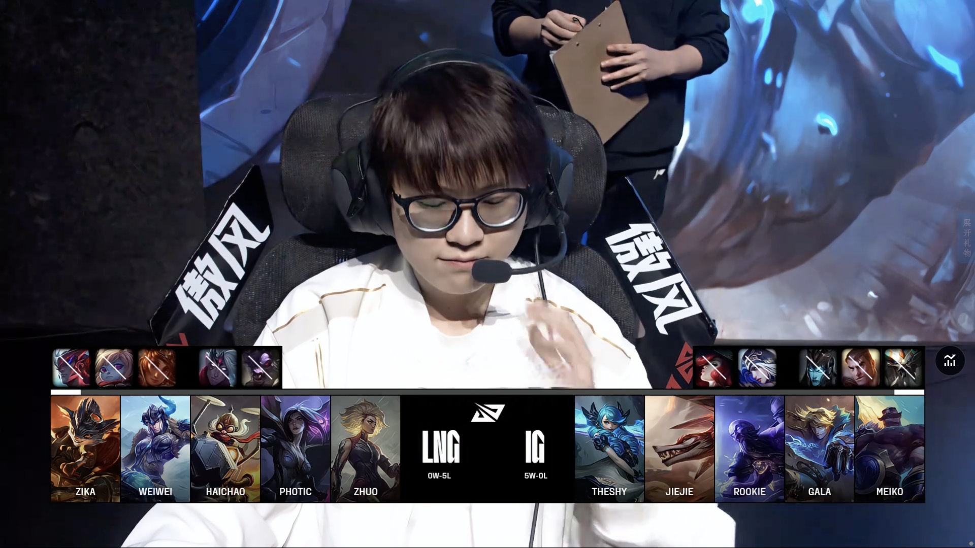 开云体育APP下载-关于FNC碾压V5，Jankos操刀奇招英雄翻盘鏖战多局四强赛，让粉丝疯狂欢呼的信息