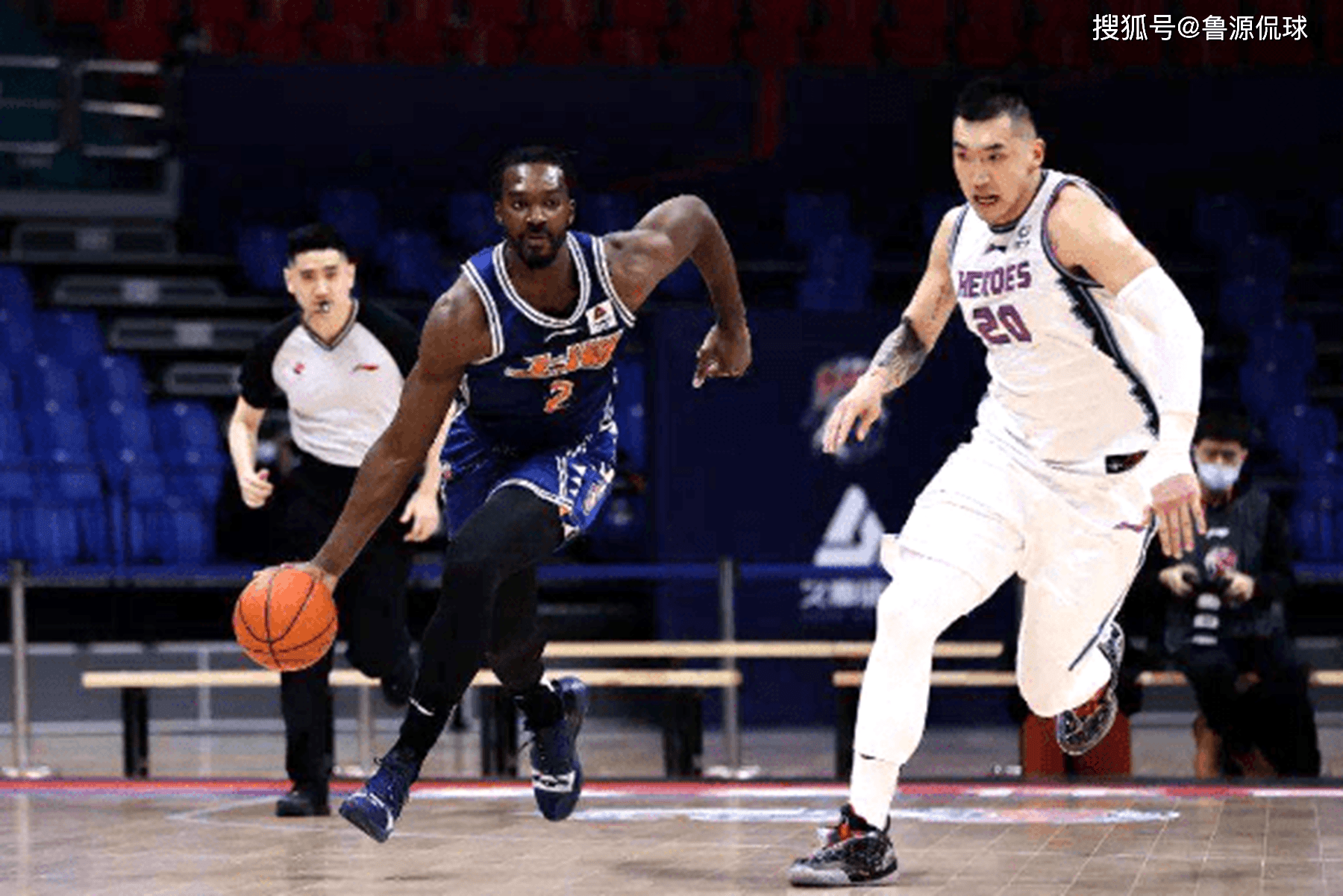 开云体育app-鹈鹕翻盘上海队，陶汉林高光表现