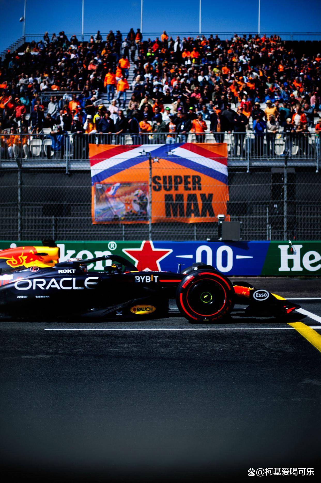 法拉利鏖战红牛车队，佩雷兹带队取胜